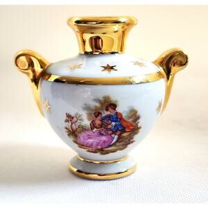 SMALL DECORATIVE VASE-LIMOGES-FRANCE-Porcelain-White-Gold Trim-Couple Image-Sml